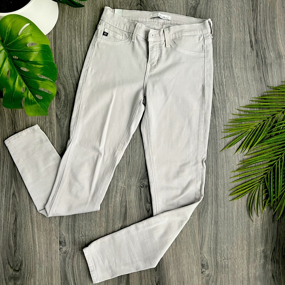 Kancan size 25 light gray denim skinny jeans from The Buckle